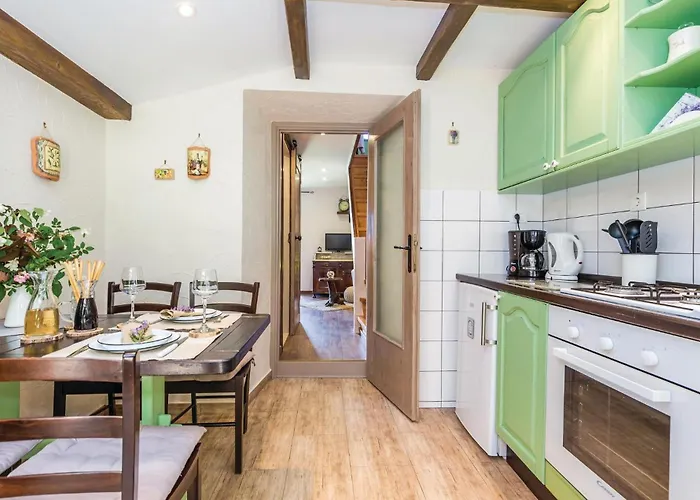 Holiday home Awesome In